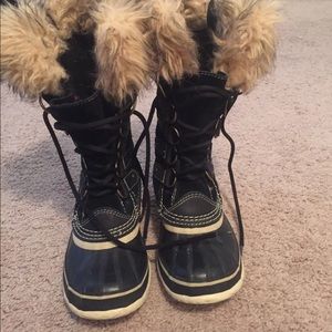 sorel Joan of arctic waterproof winter boots